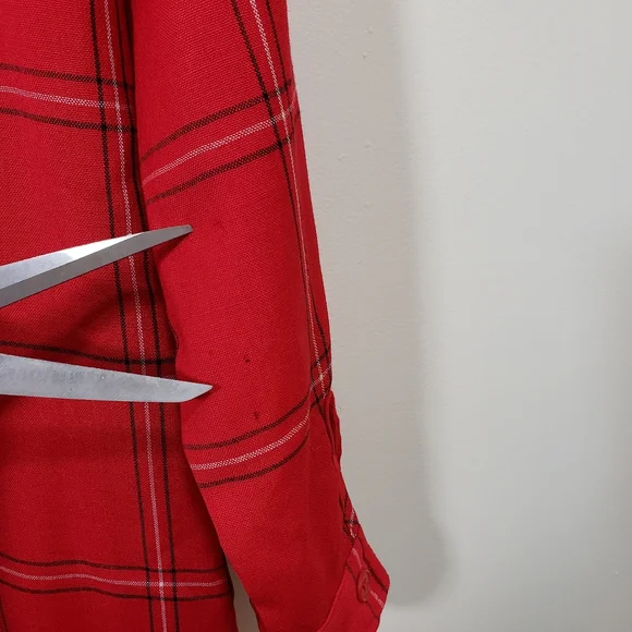 70's Vintage gold label Pendleton plaid button front dress with pockets … - Picture 13 of 16